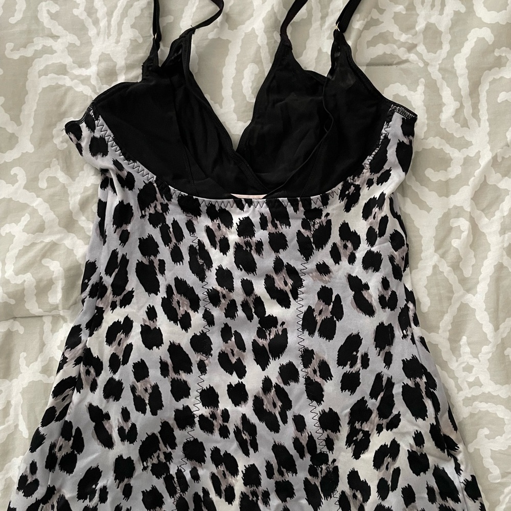 Victoria's Secret Push Up Shaping Tank Black & Gray Leopard